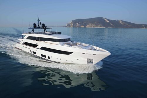 CUSTOM LINE NAVETTA 42: THE BIGGEST NAVETTA EVER