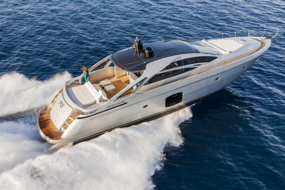 Pershing 70 - Exteriror - Pershing 70