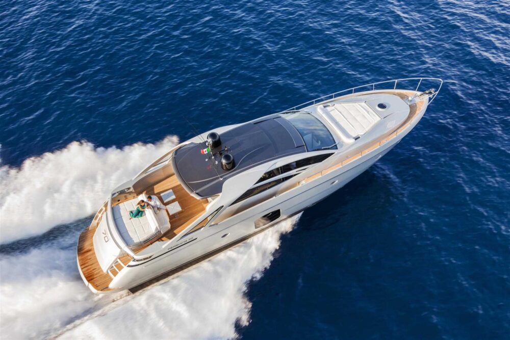 Pershing 70 - Exteriror - Pershing 70