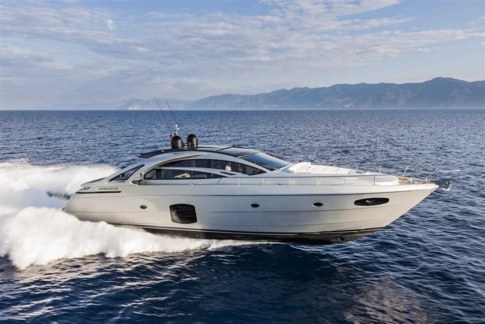 Pershing 70 - Exteriror - Pershing 70