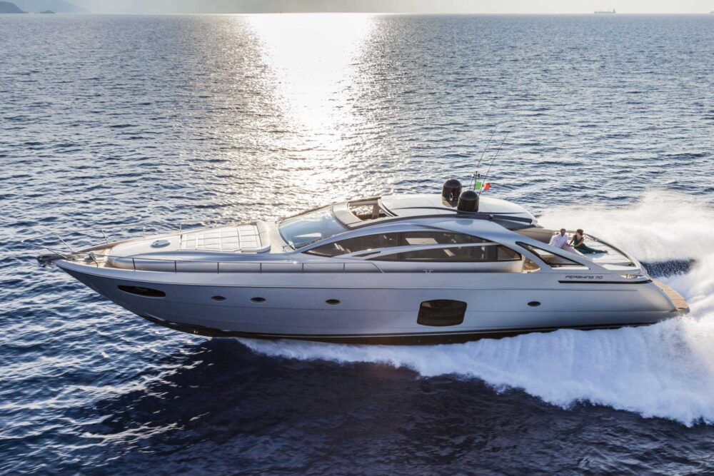 Pershing 70 - Exteriror - Pershing 70