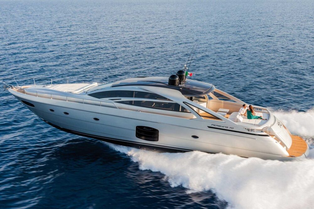 Pershing 70 - Exteriror - Pershing 70