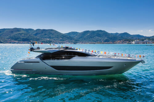 Launch of Riva 88’ Folgore: just back from a journey into the future