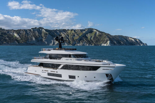 Custom Line Navetta 30 review in Yachts Croatia Magazine