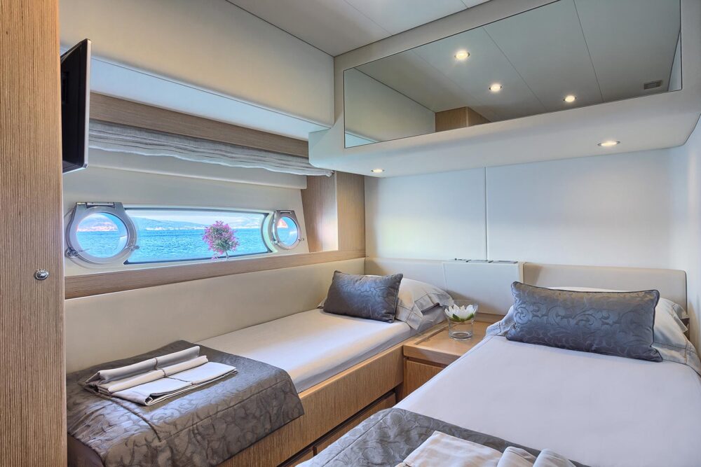FERRETTI 620 “KIMON” - Featured 