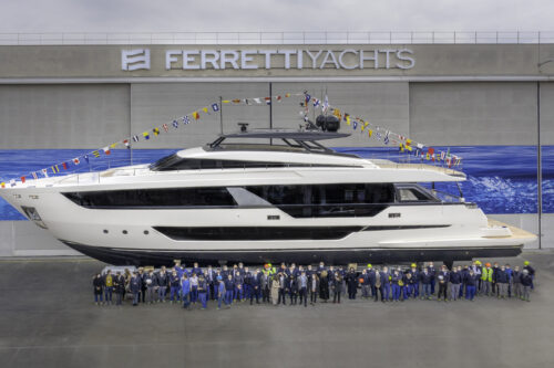 Ferretti Yachts 1000 Launch