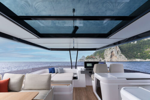 FerrettiYachts860NewClassic_0023_61273