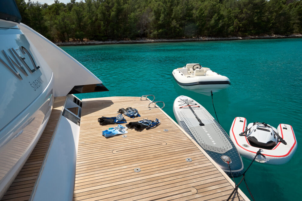 Ferretti Yachts 720 „WE2” - Wyróżniony 