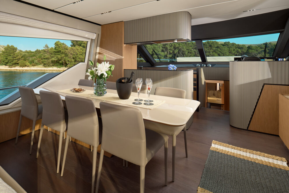 Ferretti Yachts 720 „WE2” - Wyróżniony 