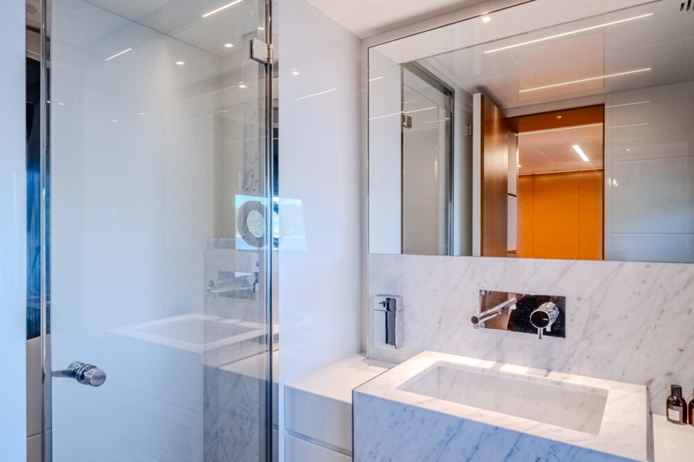 Riva 100 Corsaro „NO STRESS 888“ - Představovat 