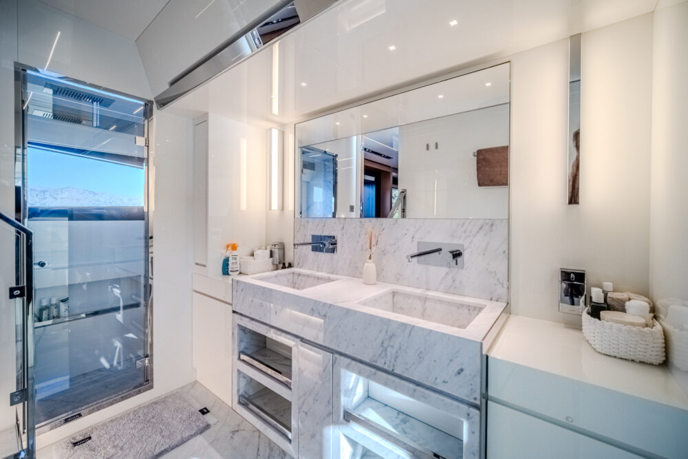 Riva 100 Corsaro „NO STRESS 888“ - Představovat 