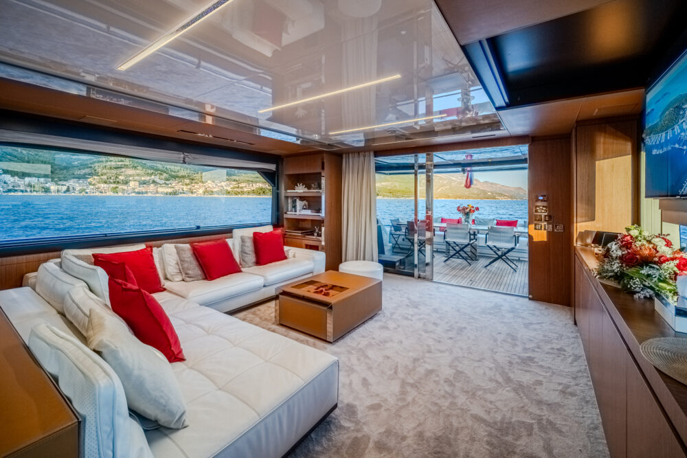 Riva 100 Corsaro „NO STRESS 888“ - Představovat 