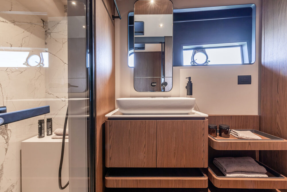Ferretti Yachts 580 - Interior - Ferretti Yachts 580