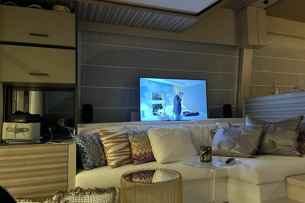 Ferretti Yachts 670 “WDVS” - Interior 