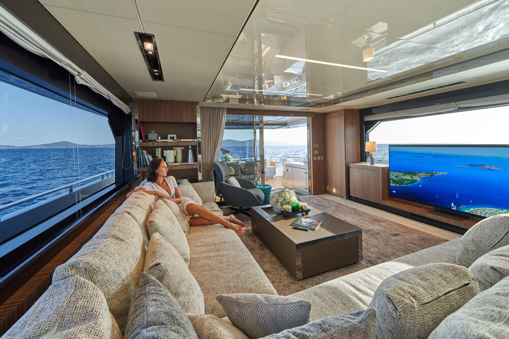 RIVA 100 Corsaro “NIKITA” - Featured 