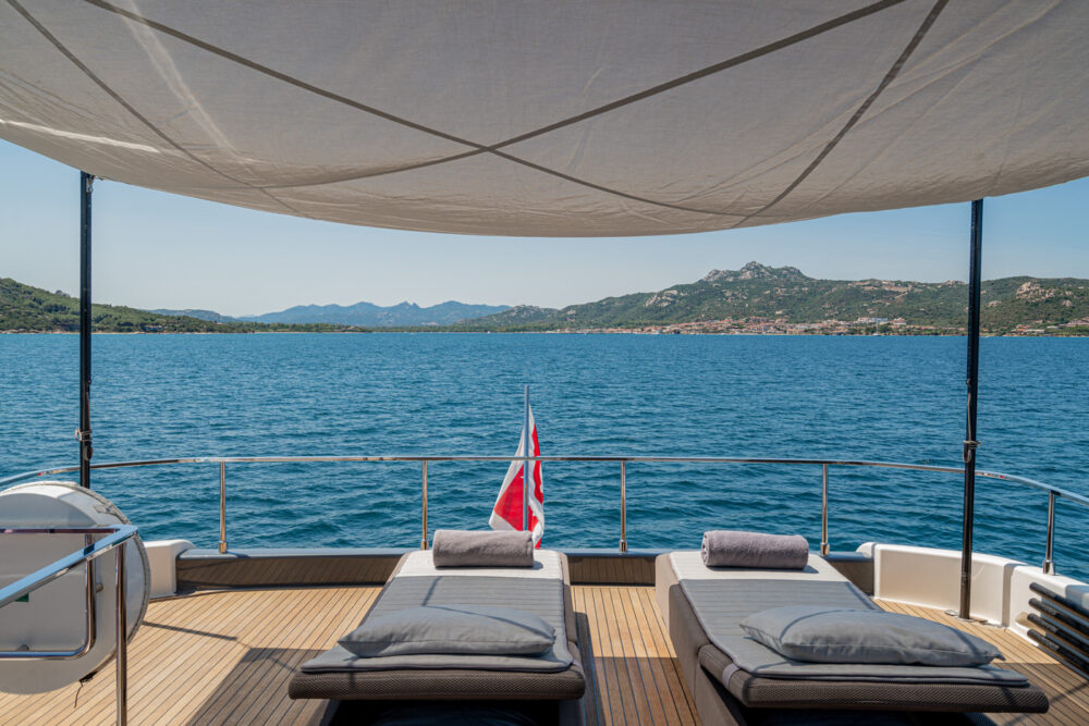 Ferretti Yachts 850 “E3” - In primo piano 