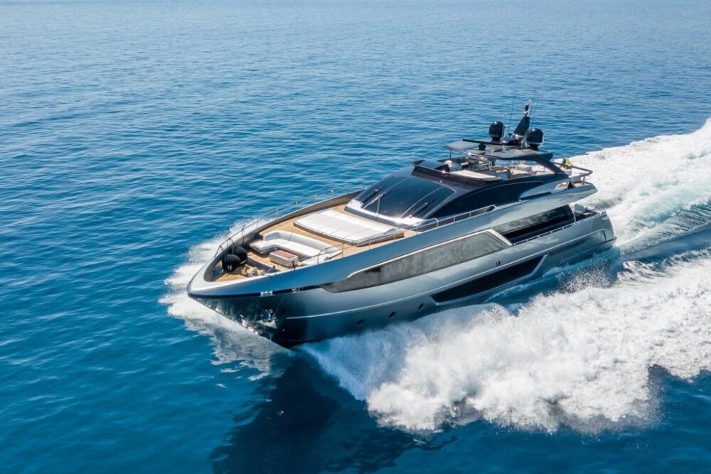 Riva 100 Corsaro “YOYITA II” - Featured 