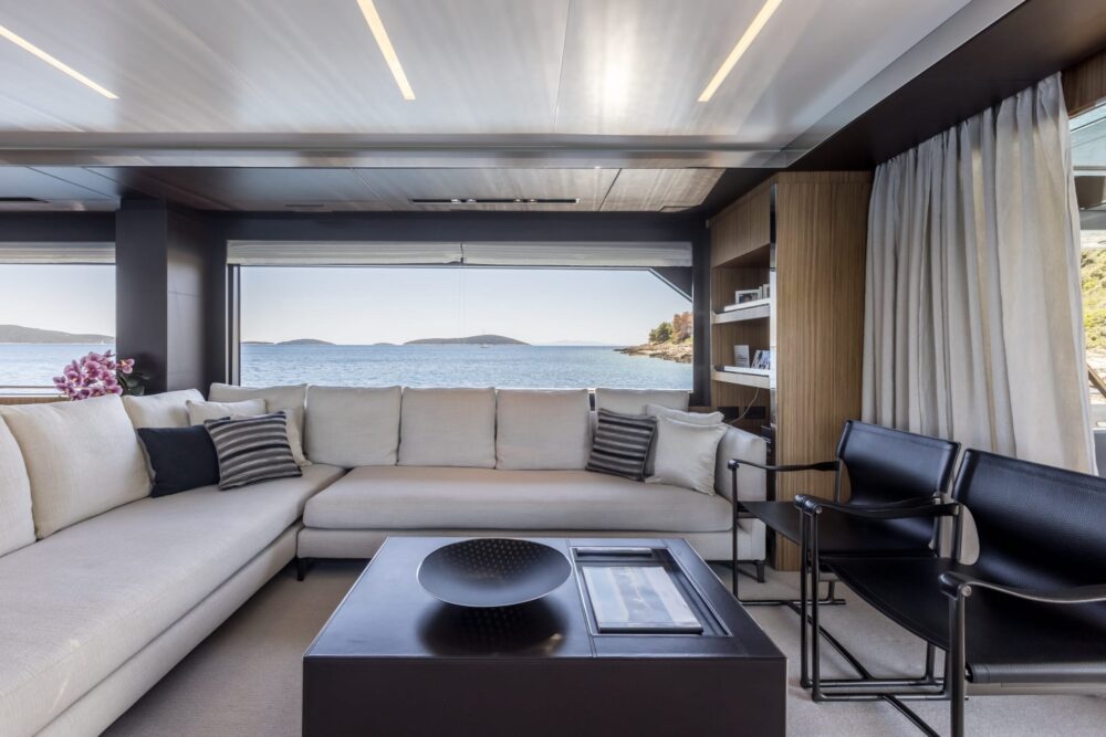 Riva 100 Corsaro “YOYITA II” - Interior  Riva 100 Corsaro “YOYITA II” - Interior