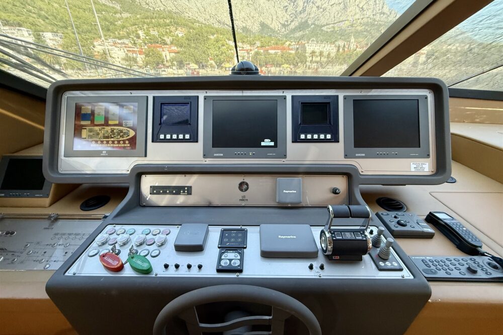 Ferretti Yachts Ferretti 780 “ALGIEDI” - Interior  Ferretti Yachts Ferretti 780 “ALGIEDI” - Interior