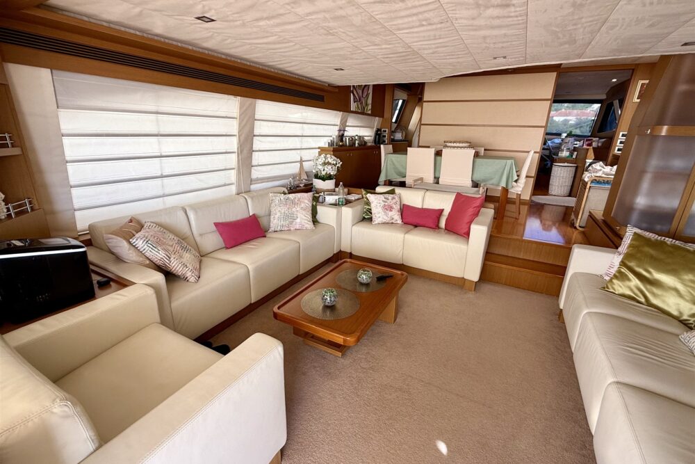 Ferretti Yachts Ferretti 780 “ALGIEDI” - Interior  Ferretti Yachts Ferretti 780 “ALGIEDI” - Interior