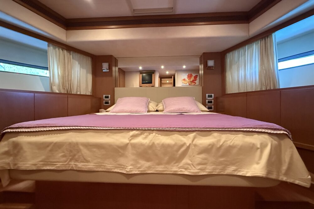 Ferretti Yachts Ferretti 780 “ALGIEDI” - Interior  Ferretti Yachts Ferretti 780 “ALGIEDI” - Interior