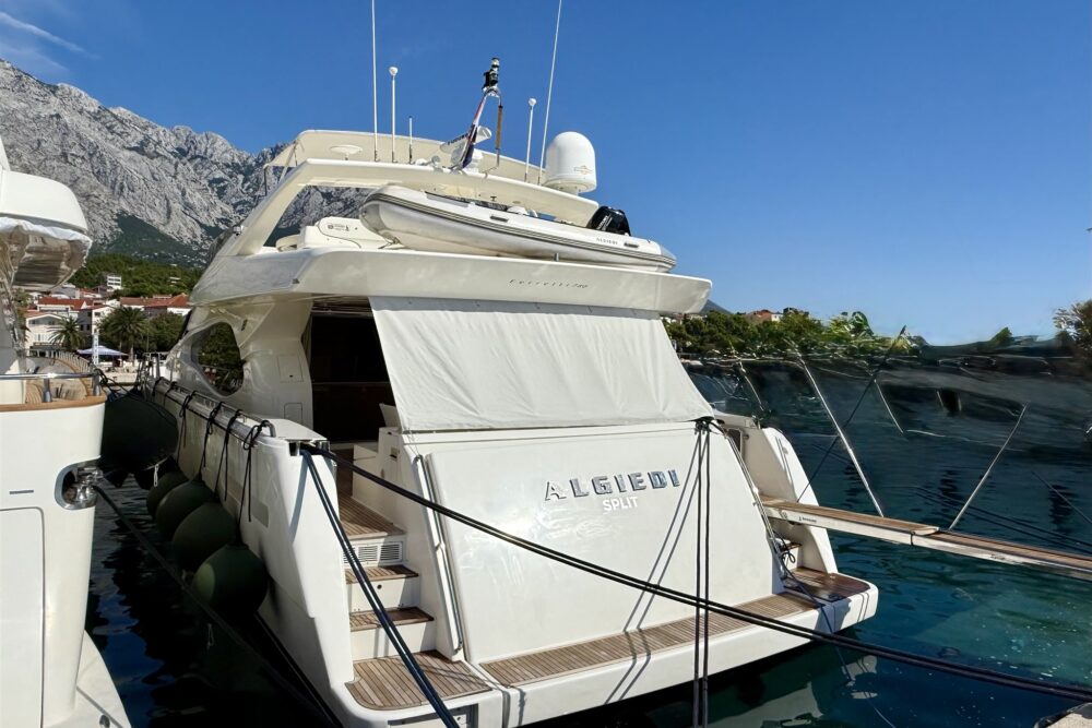 Ferretti Yachts Ferretti 780 “ALGIEDI” - Exterior  Ferretti Yachts Ferretti 780 “ALGIEDI” - Exterior