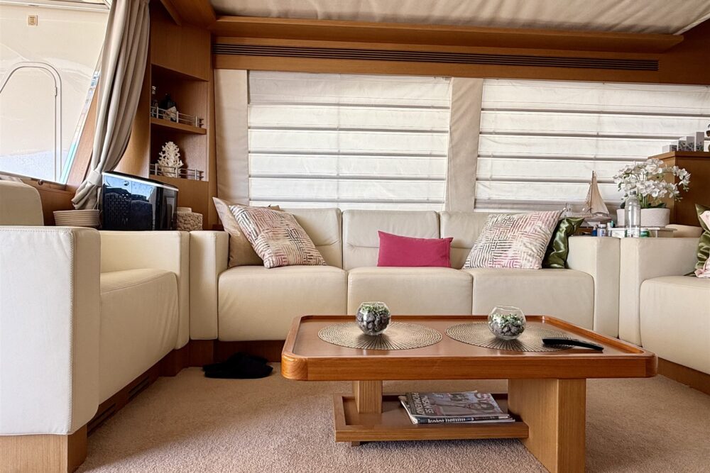 Ferretti Yachts Ferretti 780 “ALGIEDI” - Interior  Ferretti Yachts Ferretti 780 “ALGIEDI” - Interior