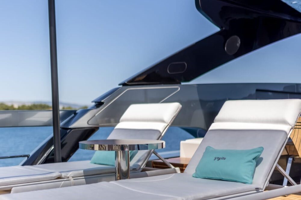 Riva 100 Corsaro “YOYITA II” - Exterior  Riva 100 Corsaro “YOYITA II” - Exterior