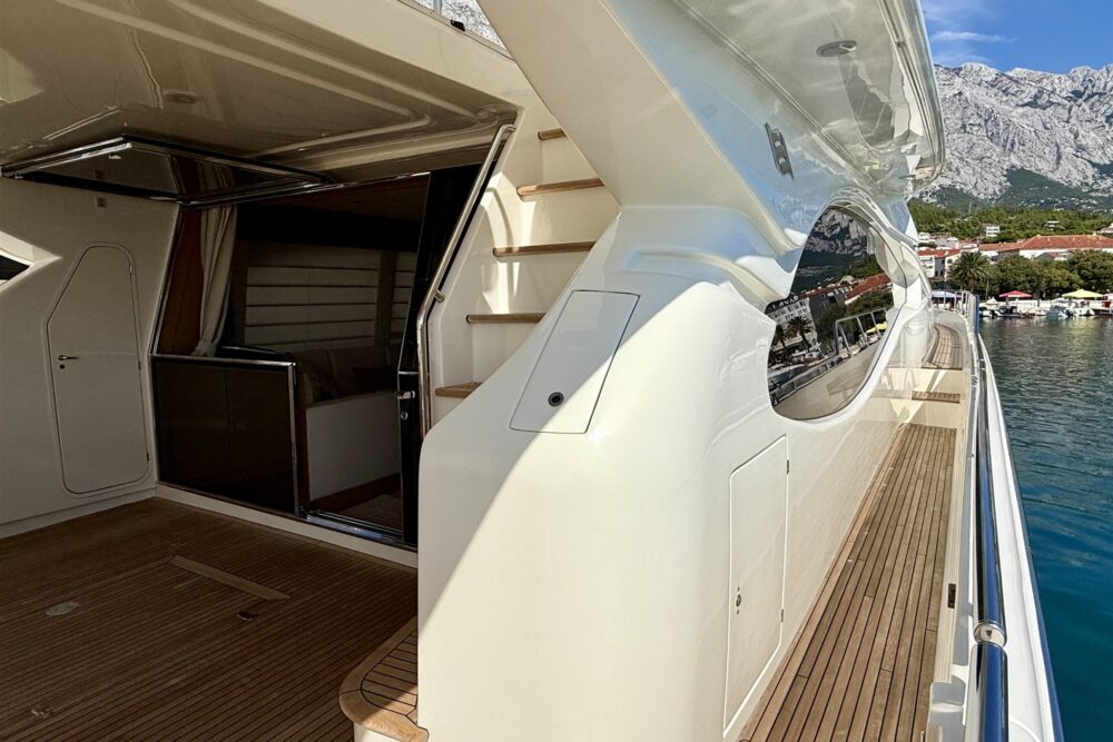 Ferretti Yachts Ferretti 780 “ALGIEDI” - Exterior  Ferretti Yachts Ferretti 780 “ALGIEDI” - Exterior
