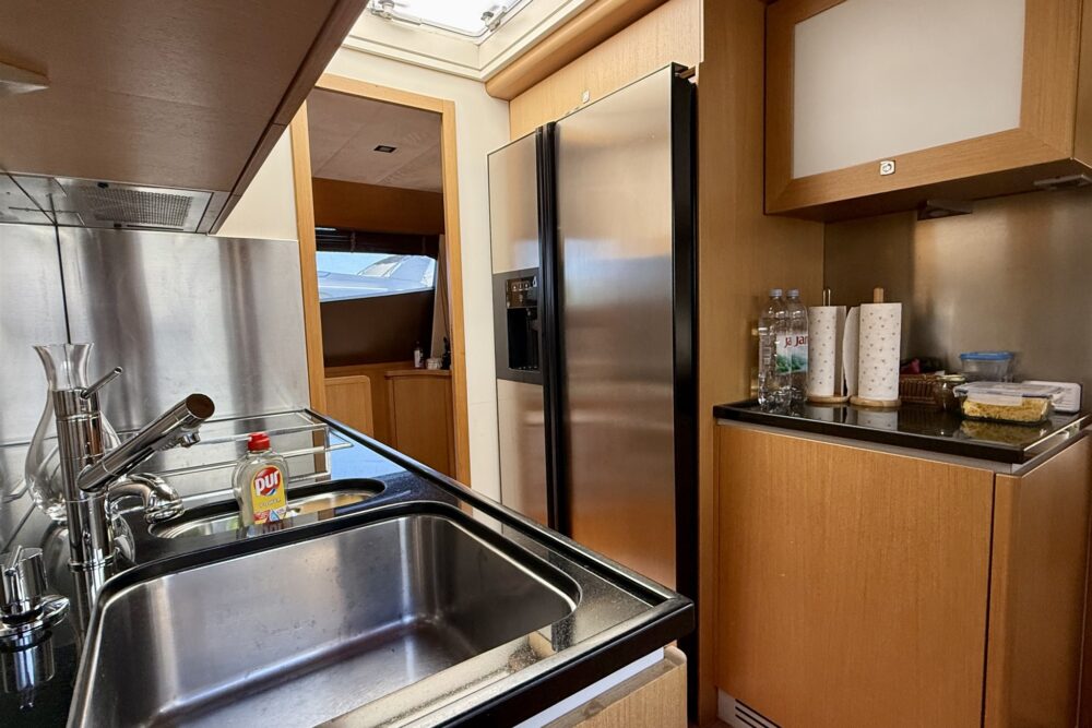 Ferretti Yachts Ferretti 780 “ALGIEDI” - Interior  Ferretti Yachts Ferretti 780 “ALGIEDI” - Interior
