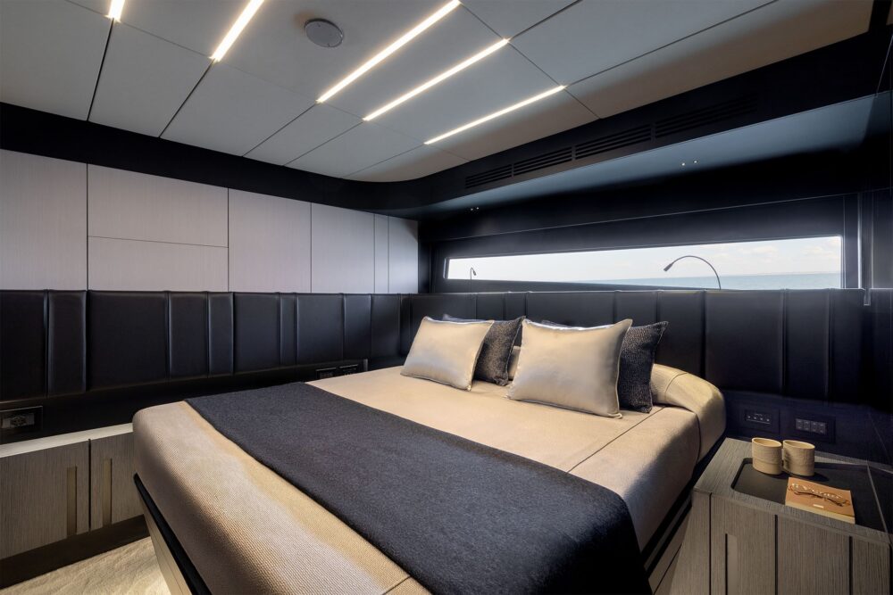 Pershing GTX70 New - Интерьер - Pershing GTX70 New