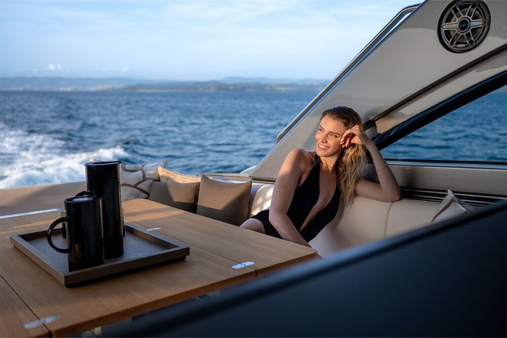 Pershing GTX70 New - Интерьер - Pershing GTX70 New