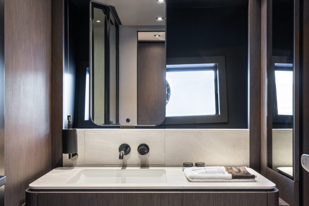 Ferretti Yachts 800 New - Интерьер - Ferretti Yachts 800 New