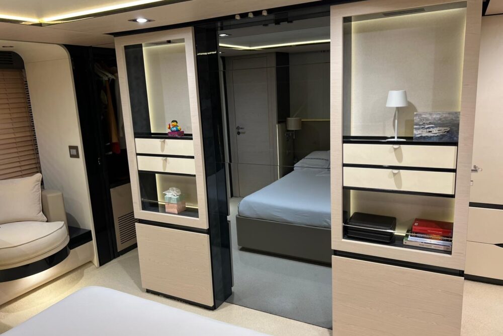 Azimut 80 „STRATUS“ - Interiér 