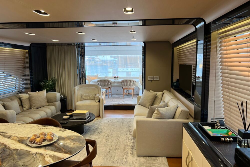 Azimut 80 „STRATUS“ - Interiér 