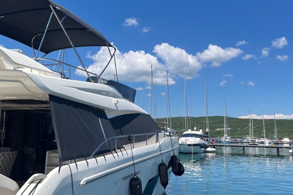 Ferretti Yachts Ferretti 550 - Exterior 