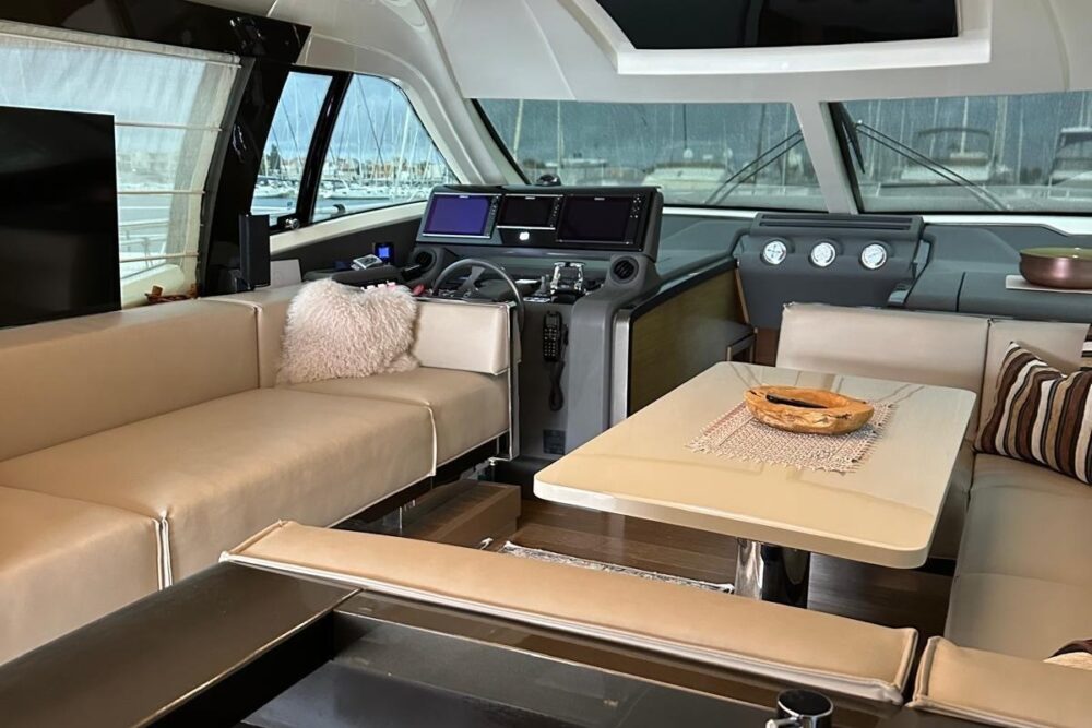 Ferretti Yachts Ferretti 550 - Interior 