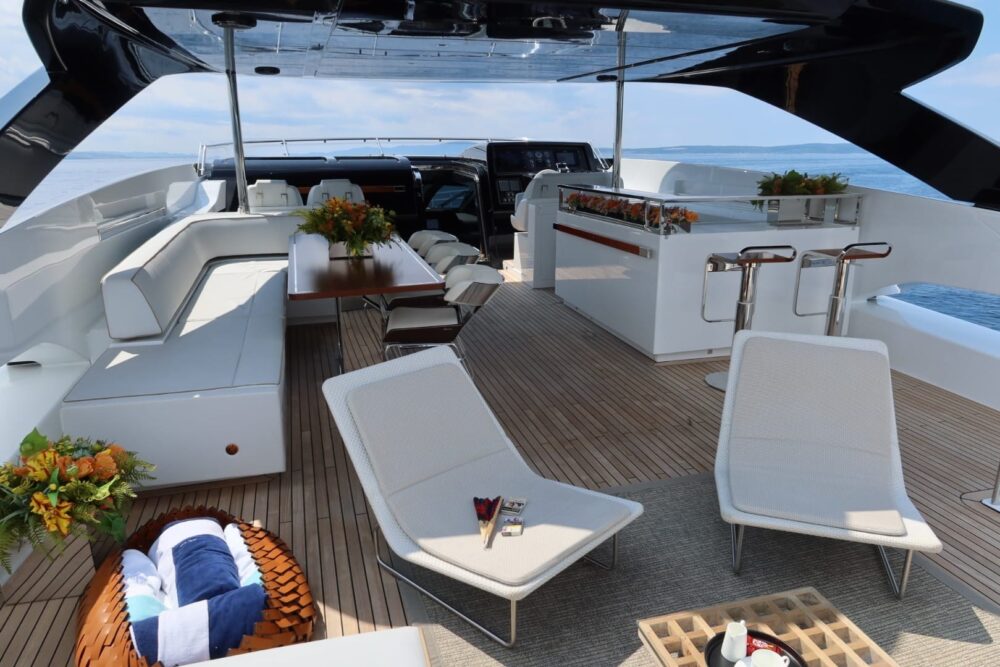 Riva 100 Corsaro „RUŽARIJA“ - Exteriér 