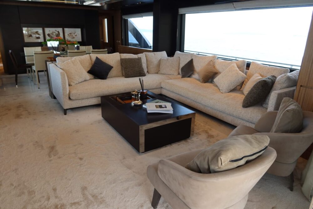 Riva 100 Corsaro „RUŽARIJA“ - Interiér 