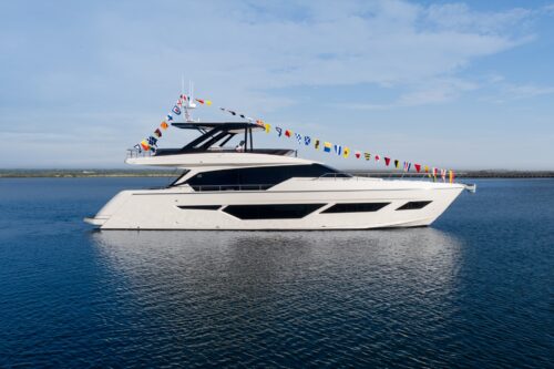 New Ferretti Yachts 720 launched