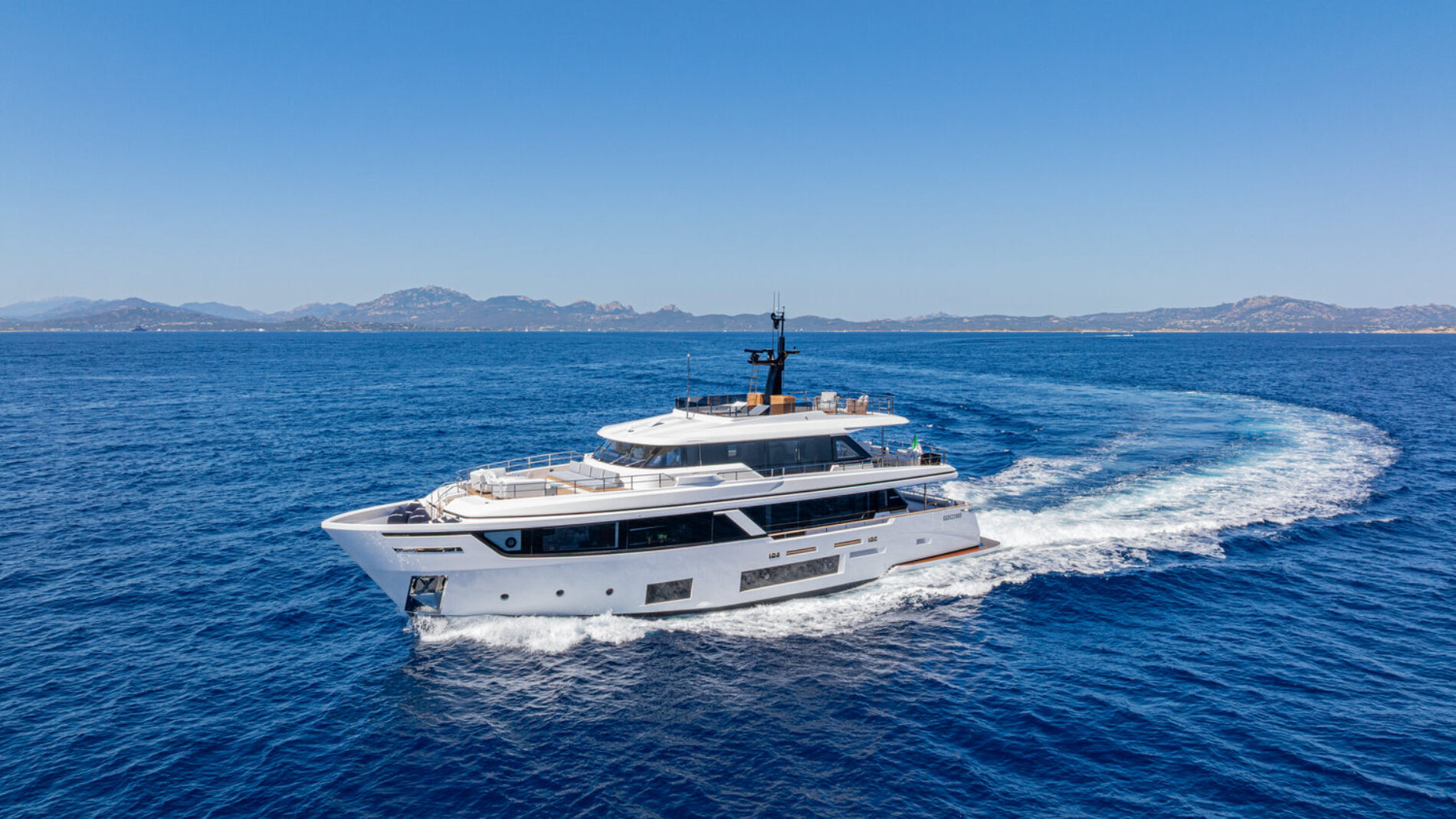 Custom Line Navetta 30 “TWINS” – MennYacht – Your Yachting Partner