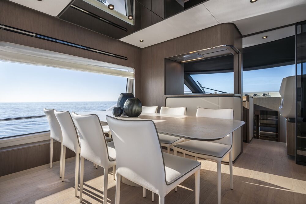 Ferretti Yachts 720 New - Интерьер - Ferretti Yachts 720 New