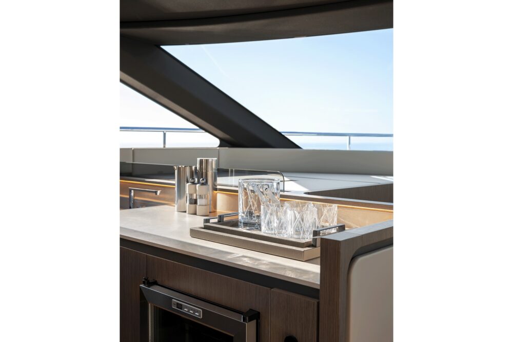 Ferretti Yachts 720 New - Интерьер - Ferretti Yachts 720 New