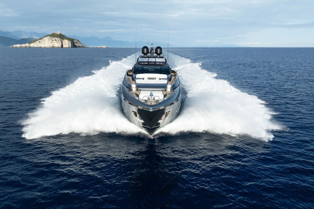 Riva 112′ Dolcevita Super New - Внешний вид - Riva 112' Dolcevita Super New