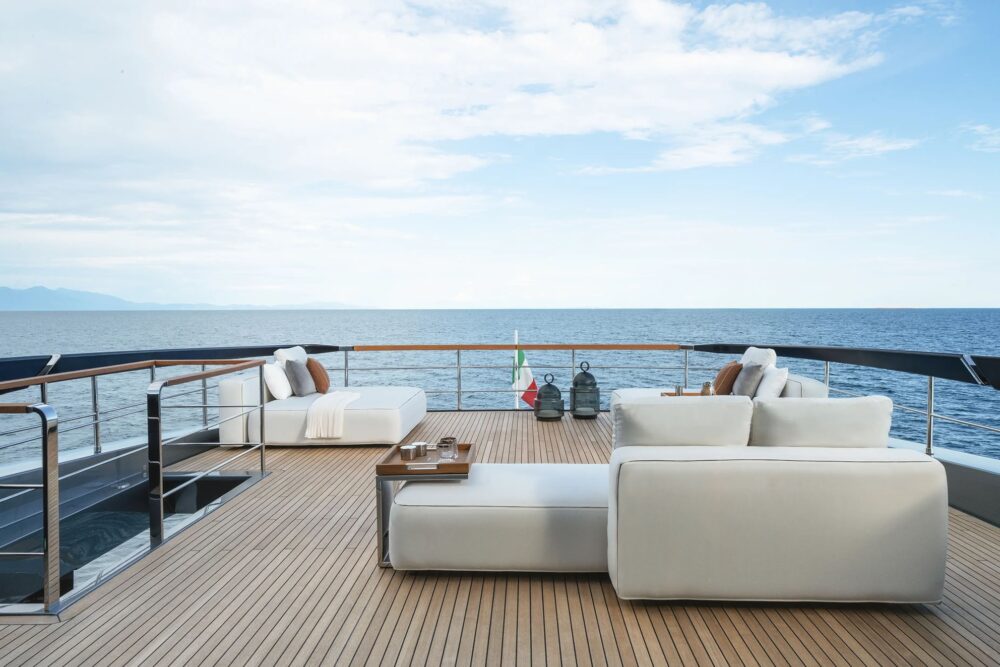 Riva 112′ Dolcevita Super New - Внешний вид - Riva 112' Dolcevita Super New