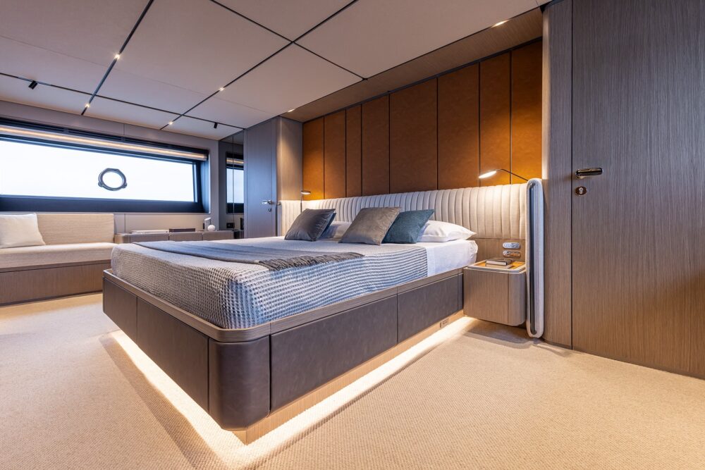 Ferretti Yachts INFYNITO 90 - Интерьер - Ferretti Yachts INFYNITO 90