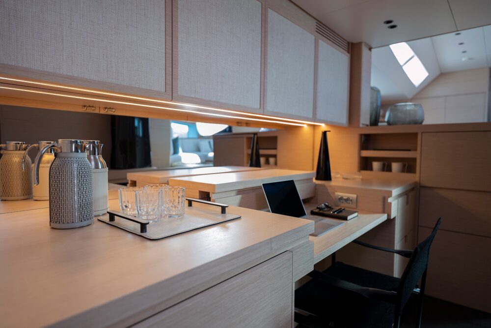 Wally wallywind110 - Интерьер - Wally wallywind110