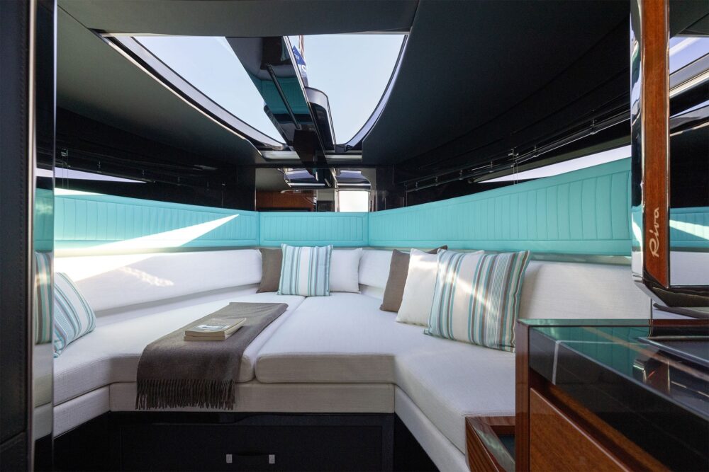 Riva Cento New - Интерьер - Riva Cento New