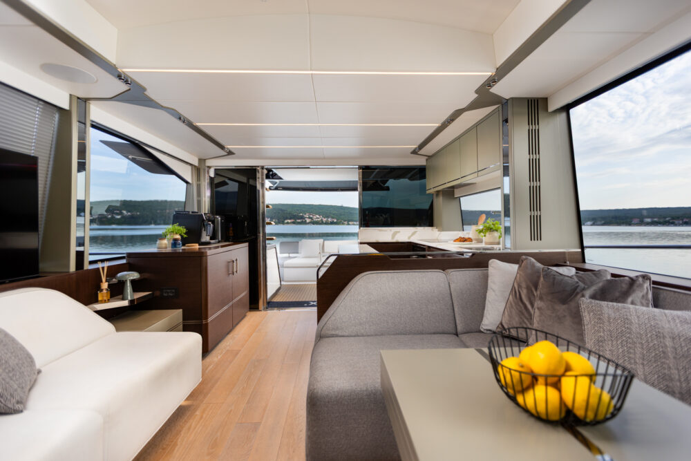 Sunseeker 65 Sport ˝X2˝ - Featured 