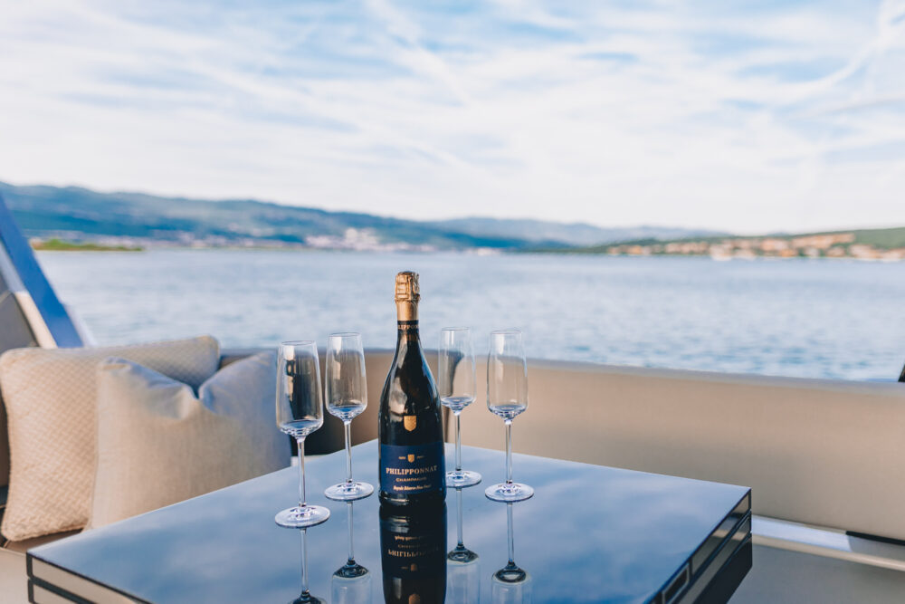 Sunseeker 65 Sport ˝X2˝ - Featured 